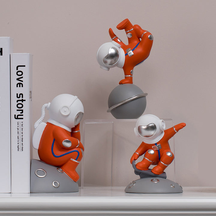 Spaceman Astronaut Home Decoration Figurine For Room Decor