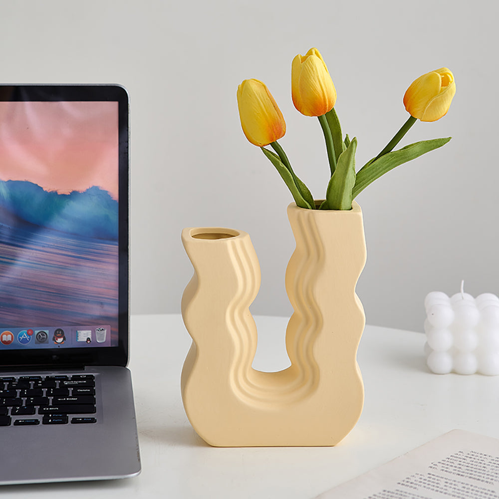 Modern Simple Vase Decoration For Elegant Home Interior Display