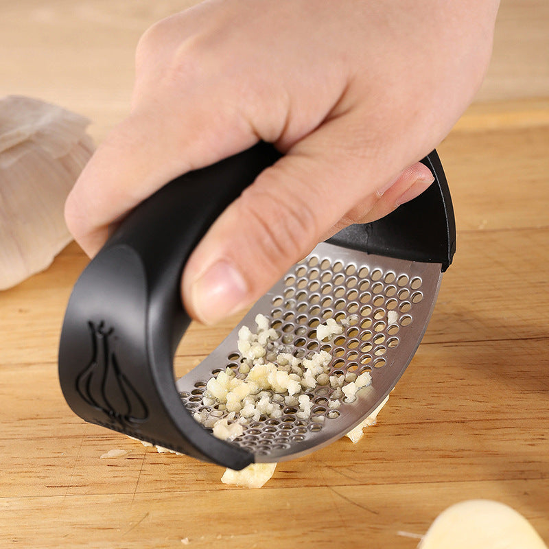 Household Garlic Press Kitchen Utensil For Easy Food Preparation