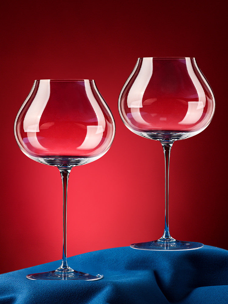 Crystal Pinot Noir Glass For Elegant Beverage Tasting