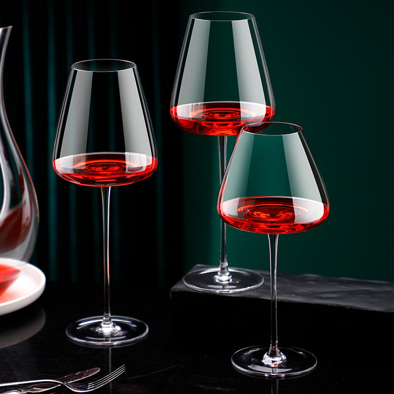 Crystal Goblet For Elegant Dining And Serving
