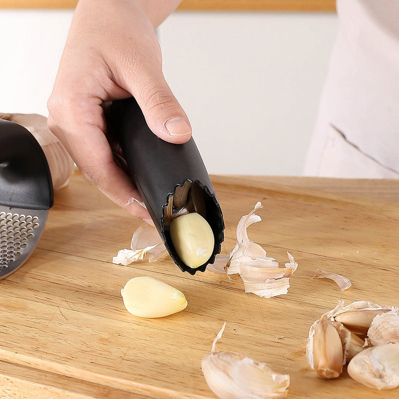 Household Garlic Press Kitchen Utensil For Easy Food Preparation