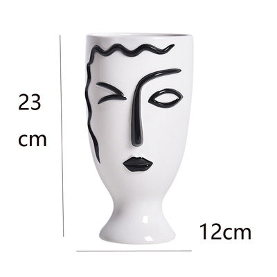 Personalized Home Showroom Vase Decoration For Elegant Interior Display